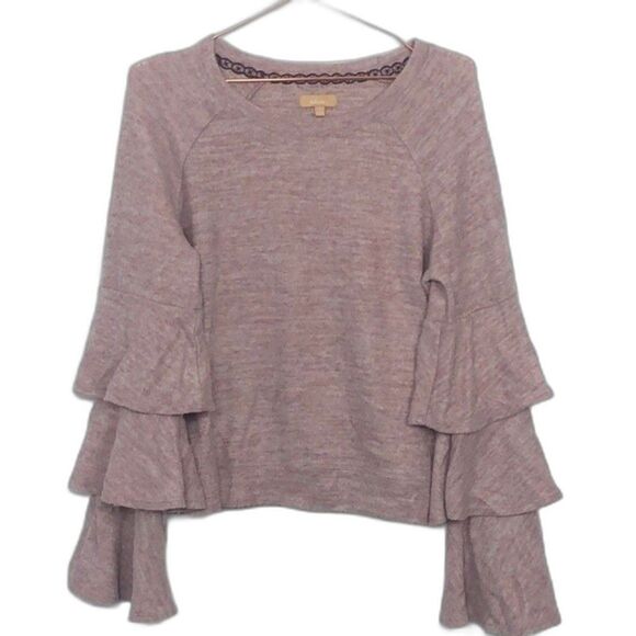 Takara Tiered Bell Sleeve Sweater Like New Small RM-B - Picture 2 of 7